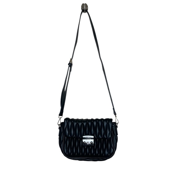 BADGLEY MISCHKA Black Vegan Leather Crossbody Bag Quilted Designer Adjustable - Picture 2 of 13